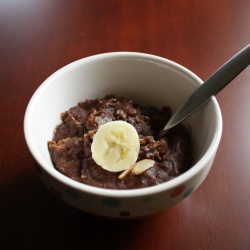 Chocolate Almond Banana Oatmeal