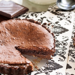 Salted Caramel Chocolate Tart