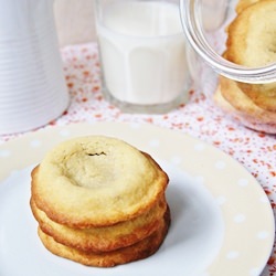 Dulce de Leche Filled Cookies