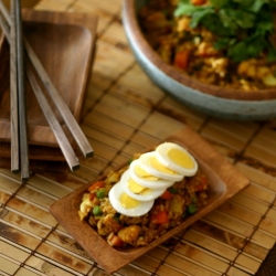 Curry Fried Rice w/ Hard-Boiled Egg