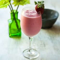 Simple Strawberry Smoothie