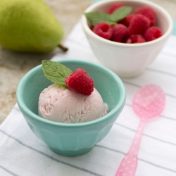 Pear & Raspberry Yogurt