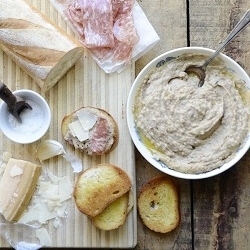 White Bean Crostini