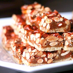 Caramel Almond Pretzel Bars