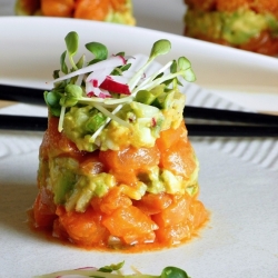 Sriracha Salmon Ceviche