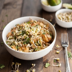 Spicy Peanut Sauce Brown Rice Noodle Bowl