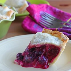 Mixed Berry Sour Cream Mini Pie