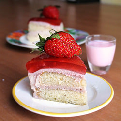 Strawberry Mirror Cake