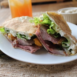 Lamb Pita Pockets