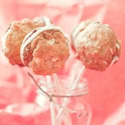 Chocolate Chip Cookie Pops