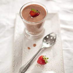 Chocolate and Cinnamon Oat Smoothie