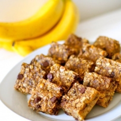 PB Chocolate Chip Banana Oatmeal Bar