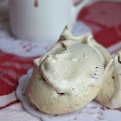 Vanilla Bean & Cocoa Nib Meringues