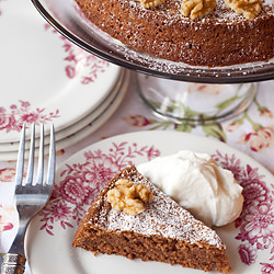 Flourless Walnut Cake