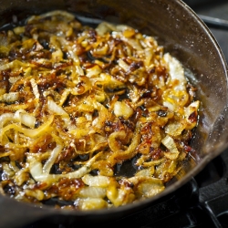 How To Caramelize Onions