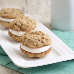 Oatmeal Creme Pies