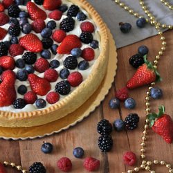 White Chocolate and Berries Tarte