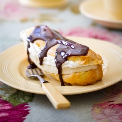 Banana Eclairs with Nutella