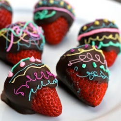 Amaretto Chocolate Strawberries