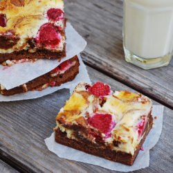 Raspberry Cheesecake Brownies