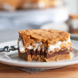 Peanut Butter S’mores Bars