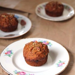 Vegan Banana Walnut Muffins