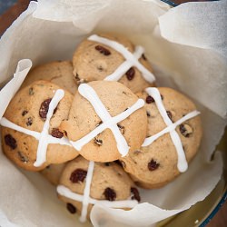 Hot Cross Cookies