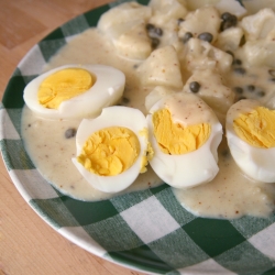 Eggs in Mustard Sauce