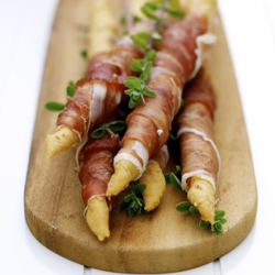 Prosciutto-Wrapped Grissini