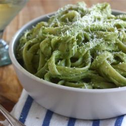 Avocado Pesto Pasta