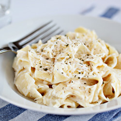 Light Fettuccine Alfredo