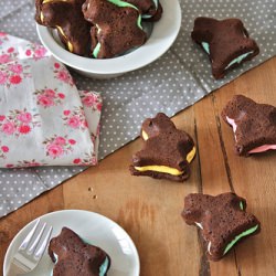 Chocolate Bunny Whoopie Pies