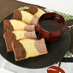 Neapolitan Castella