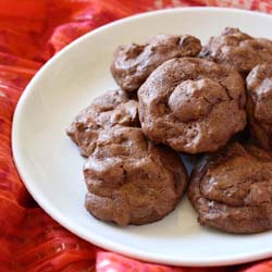 Fudgy Meringue Cookies