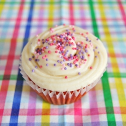 Easy Red Velvet Cupcakes