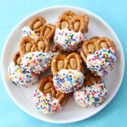 Biscoff Pretzel Bites