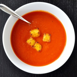 Roasted Garlic Tomato Soup