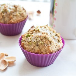 Pistachio Chai Muffins