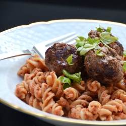 Pasta with meatballs