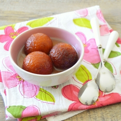 Gulab Jamuns