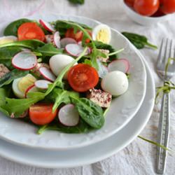 Green Salad with Quail Eggs