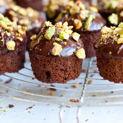 GF Chocolate + Pistachio Cakelettes