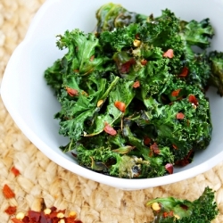 Spicy Baked Kale Chips