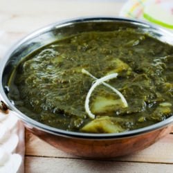 Potatoes in Spinach Gravy