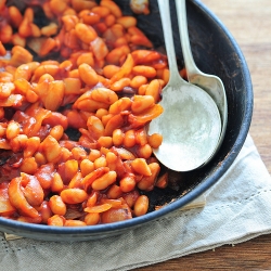 Ketchup ‘baked’ legumes