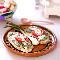 Street Food Saturday – Tlacoyos