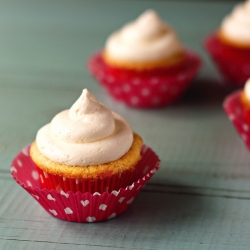 Vanilla Cupcakes Lemon Buttercream