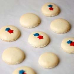 fourth of july macarons