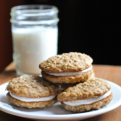 Mini Bourbon Oatmeal Cream Pies