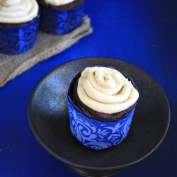 Mocha Cupcakes + Espresso Frosting